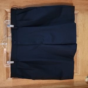 IZOD Men’s Black Athletic/Golf Shorts Size 40